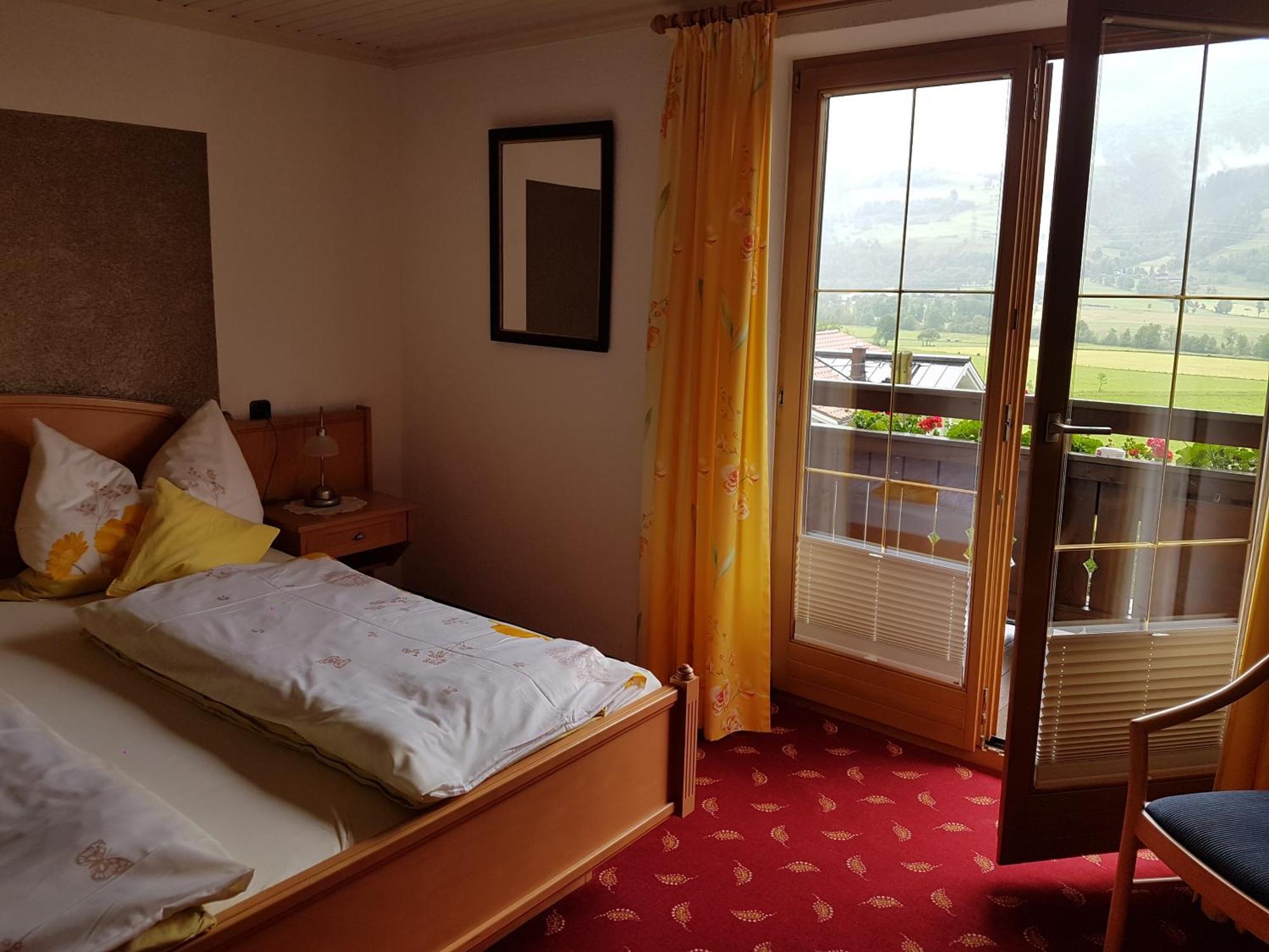 Haus Deutinger Hotel Piesendorf Quarto foto